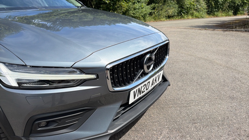 Volvo V60 2.0 D4 [190] Cross Country Plus 5dr AWD Auto Diesel Estate - Image 49