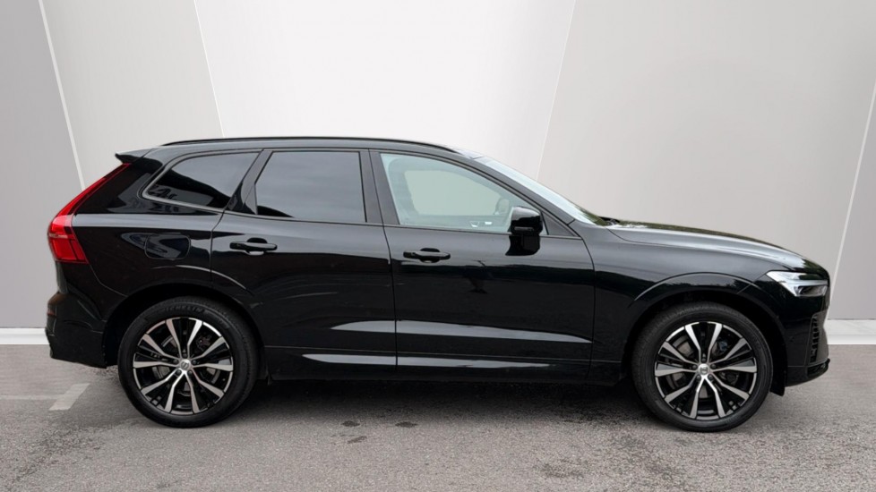 Volvo XC60 2.0 T6 [350] RC PHEV Plus Dark 5dr AWD Geartronic Estate - Image 3