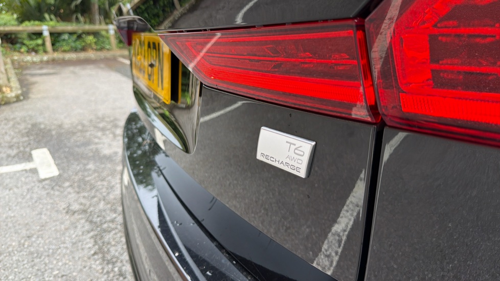 Volvo XC60 2.0 T6 [350] RC PHEV Plus Dark 5dr AWD Geartronic Estate - Image 56
