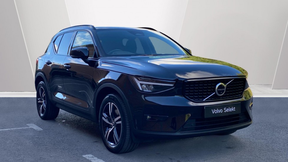 2023 Volvo XC40