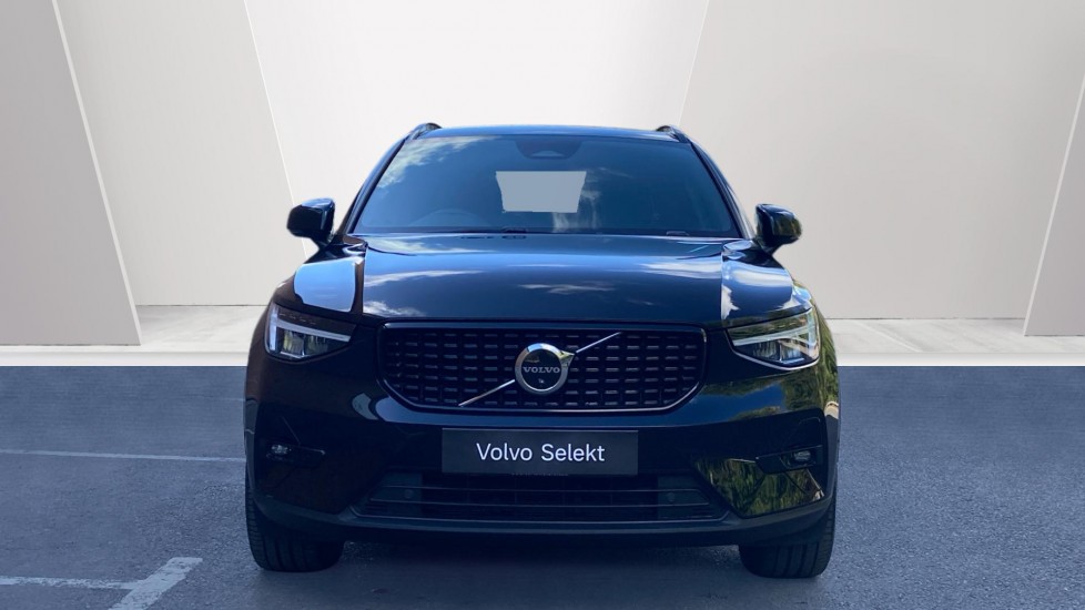 Volvo XC40 2.0 B3P Plus Dark 5dr Auto Petrol Estate - Image 8