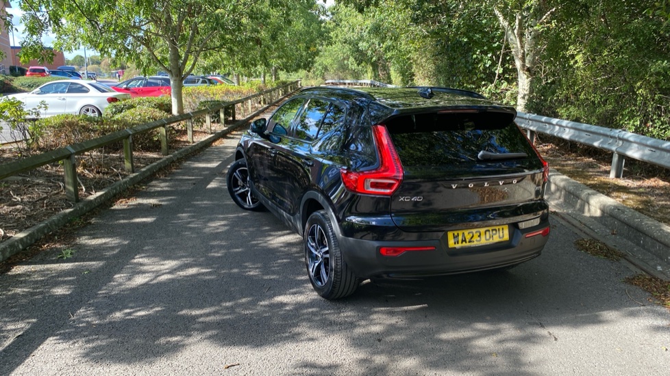 Volvo XC40 2.0 B3P Plus Dark 5dr Auto Petrol Estate - Image 49