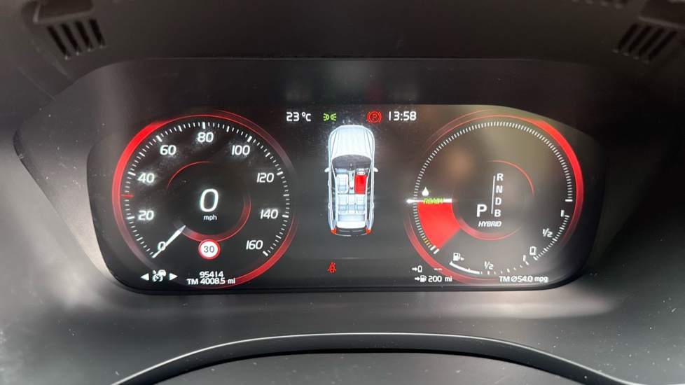 Volvo XC60 2.0 T8 390 Hybrid Inscription Pro 5dr AWD G tronic Estate - Image 11