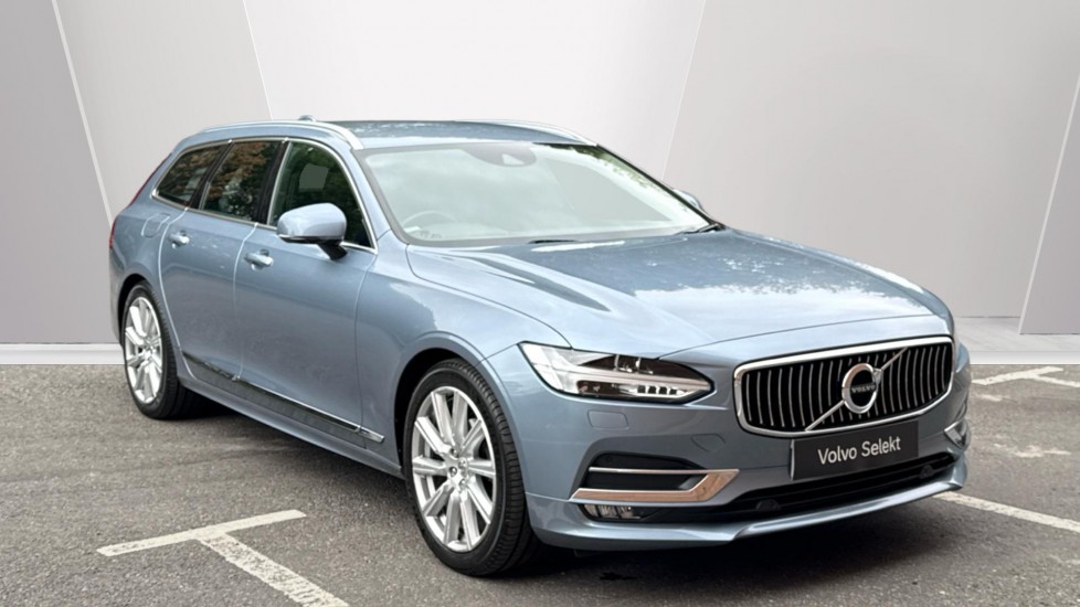 Volvo V90 2.0 T4 Inscription Plus 5dr Geartronic Petrol Estate - Image 1