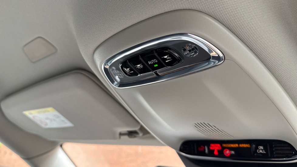 Volvo V90 2.0 T4 Inscription Plus 5dr Geartronic Petrol Estate - Image 49