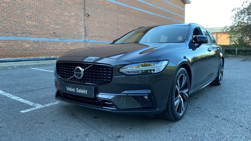 Volvo V90 2.0 B4D Plus Dark 5dr Auto Diesel Estate - Image 20