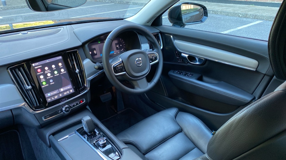 Volvo V90 2.0 B4D Plus Dark 5dr Auto Diesel Estate - Image 29