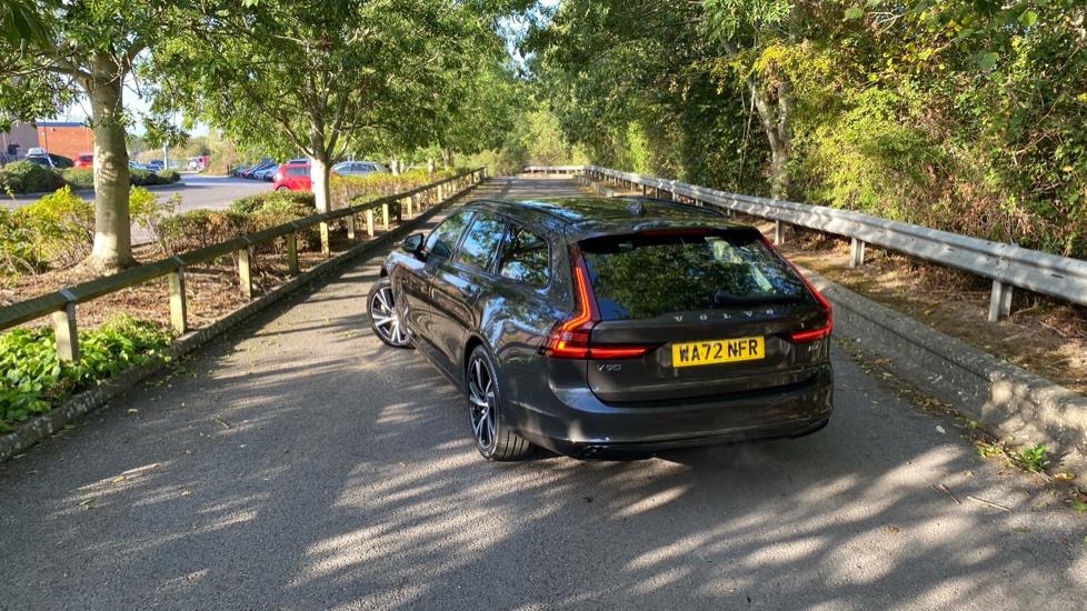 Volvo V90 2.0 B4D Plus Dark 5dr Auto Diesel Estate - Image 53