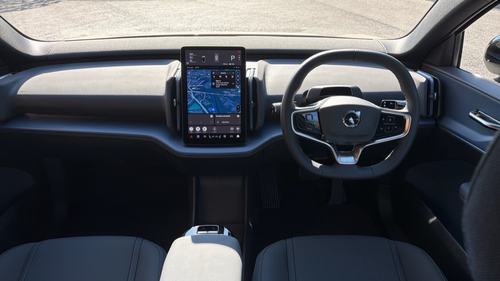 Volvo EX30 200kW SM Extended Range Plus 69kWh 5dr Auto Electric Estate - Image 5