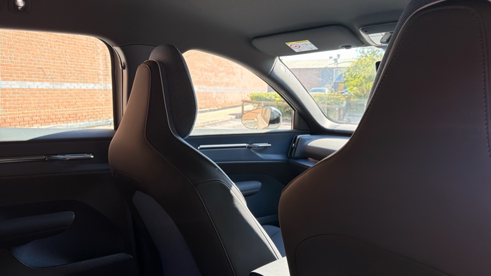 Volvo EX30 200kW SM Extended Range Plus 69kWh 5dr Auto Electric Estate - Image 55