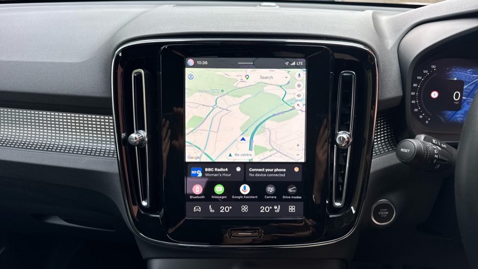 Volvo XC40 2.0 B3P Plus Dark 5dr Auto Petrol Estate - Image 35