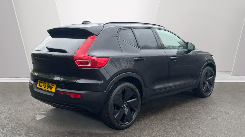 Volvo XC40 2.0 B3P Plus Black Edition 5dr Auto Petrol Estate - Image 2
