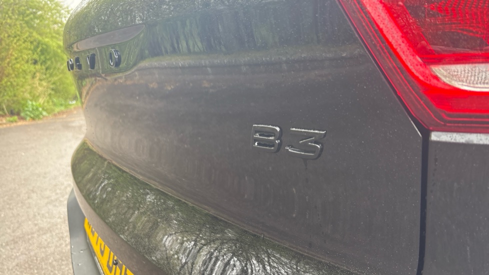 Volvo XC40 2.0 B3P Plus Black Edition 5dr Auto Petrol Estate - Image 33