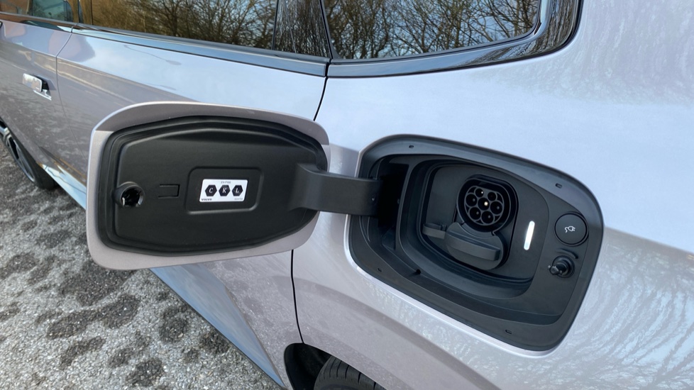 Volvo ES90 245kW SM Extended Range Ultra 92kWh 5dr Auto Electric Hatchback - Image 16