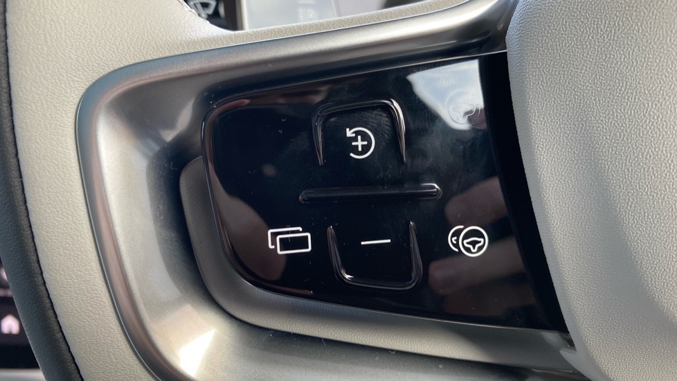 Volvo ES90 245kW SM Extended Range Ultra 92kWh 5dr Auto Electric Hatchback - Image 21
