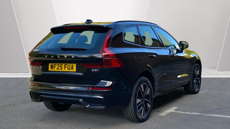 Volvo XC60 2.0 B5P Plus Dark 5dr AWD Geartronic Petrol Estate - Image 2