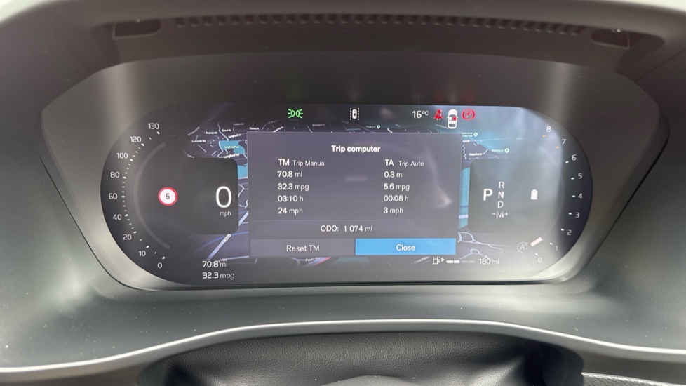 Volvo XC40 2.0 B3P Plus Black Edition 5dr Auto Petrol Estate - Image 35