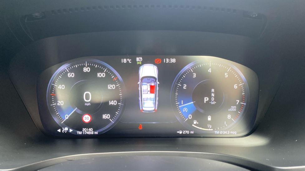 Volvo V60 2.0 B4P Momentum 5dr Auto Petrol Estate - Image 11