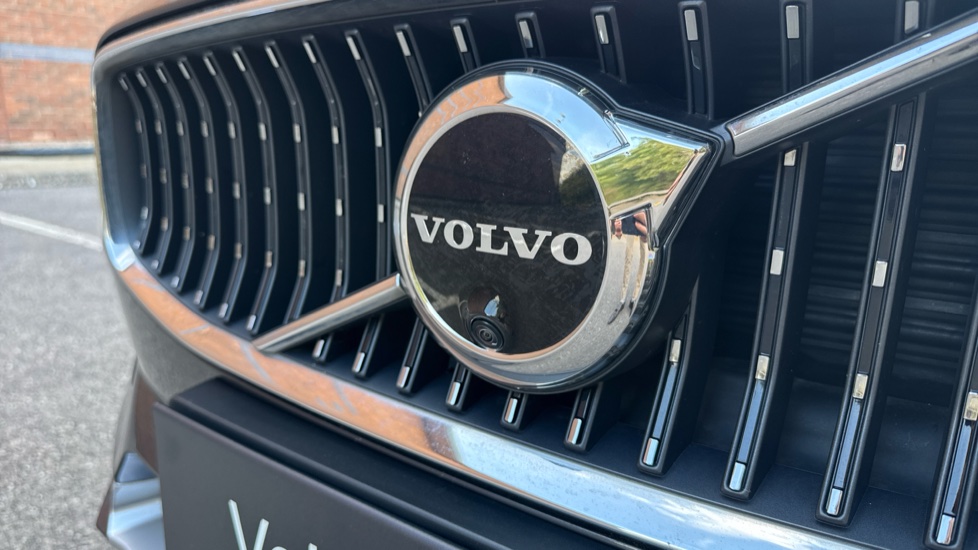 Volvo V90 2.0 B5D Cross Country 5dr AWD Auto Diesel Estate - Image 24