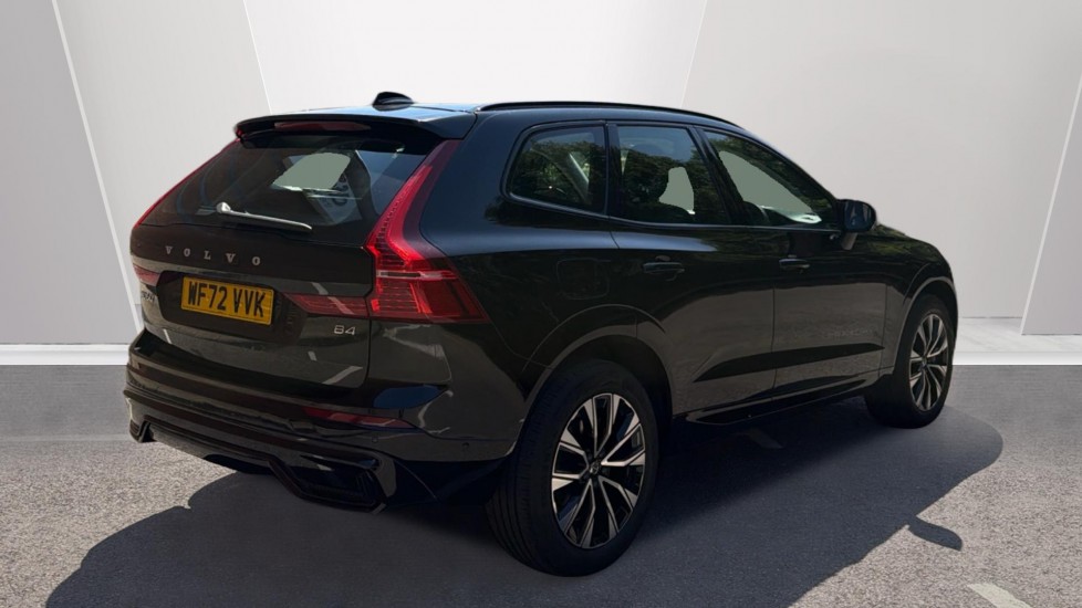 Volvo XC60 2.0 B4P Plus Dark 5dr Geartronic Petrol Estate - Image 2