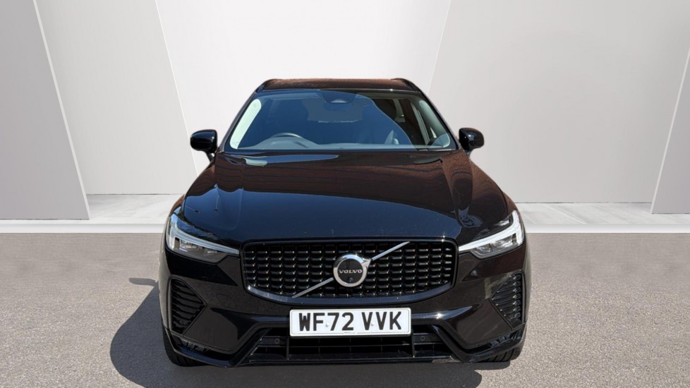 Volvo XC60 2.0 B4P Plus Dark 5dr Geartronic Petrol Estate - Image 8