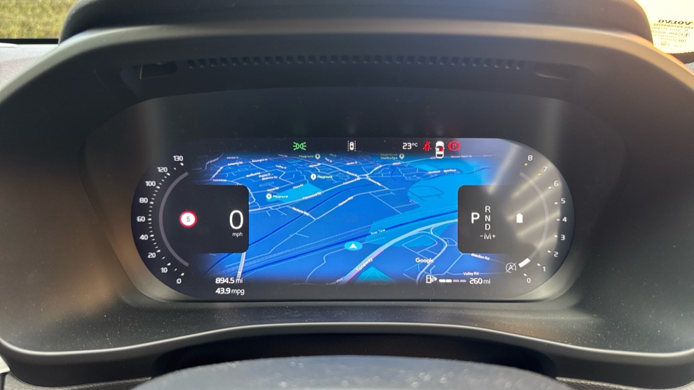Volvo XC40 2.0 B3P Plus Dark 5dr Auto Petrol Estate - Image 31