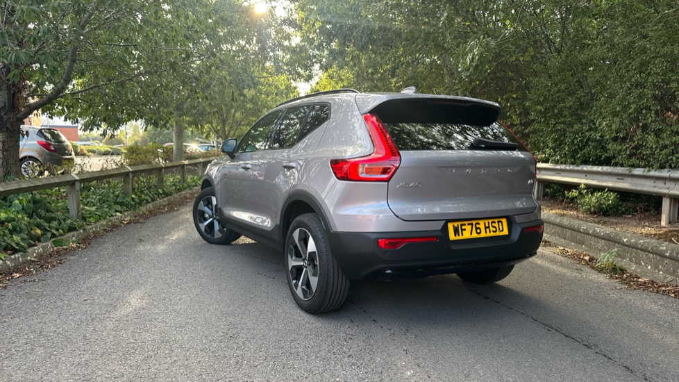 Volvo XC40 2.0 B3P Plus Dark 5dr Auto Petrol Estate - Image 51