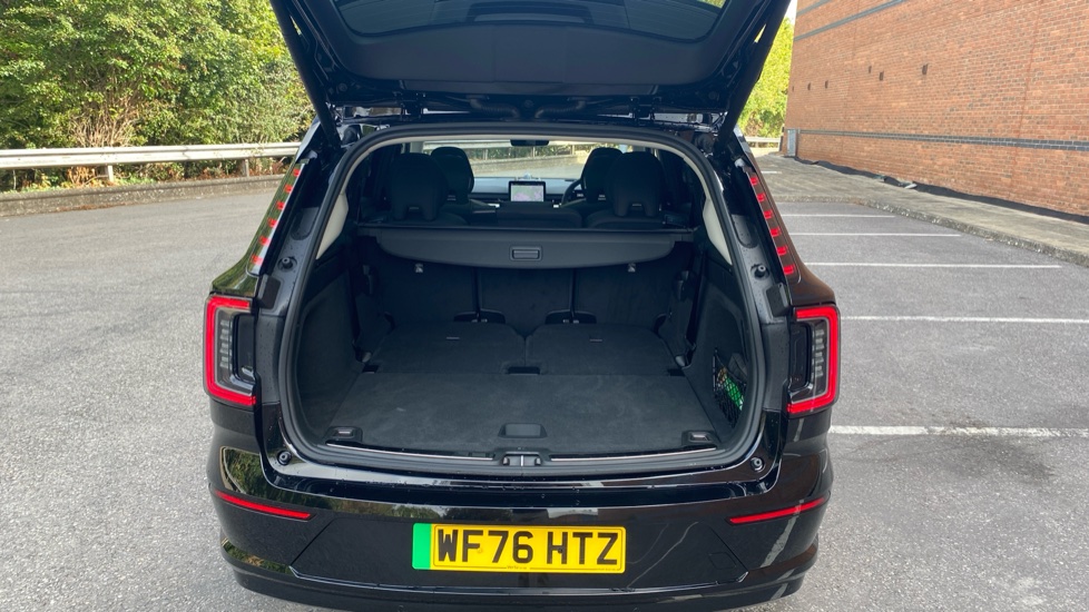 Volvo EX90 300kW Twin Motor Ultra 111kWh 5dr Auto Electric Estate - Image 13