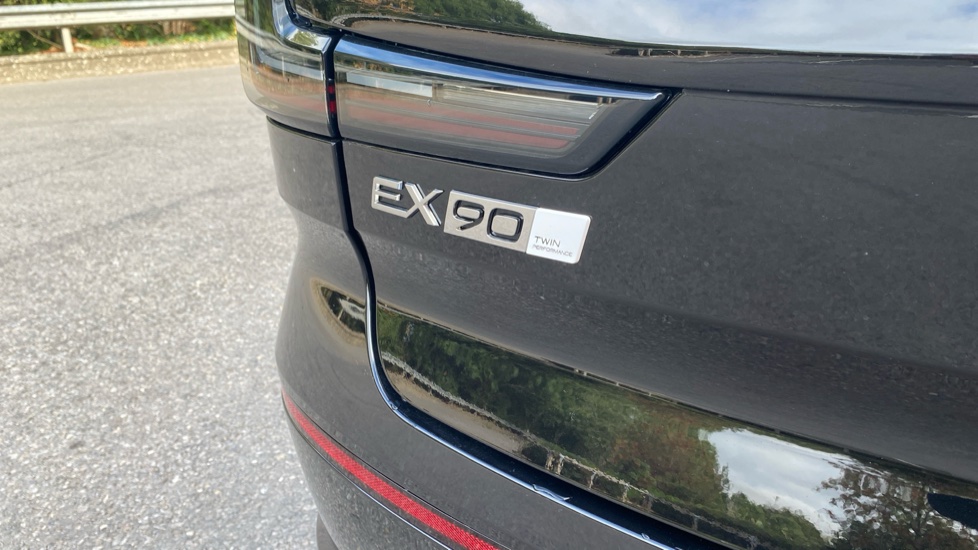 Volvo EX90 300kW Twin Motor Ultra 111kWh 5dr Auto Electric Estate - Image 26