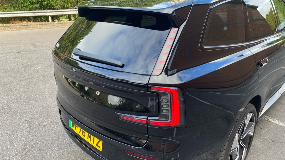 Volvo EX90 300kW Twin Motor Ultra 111kWh 5dr Auto Electric Estate - Image 37