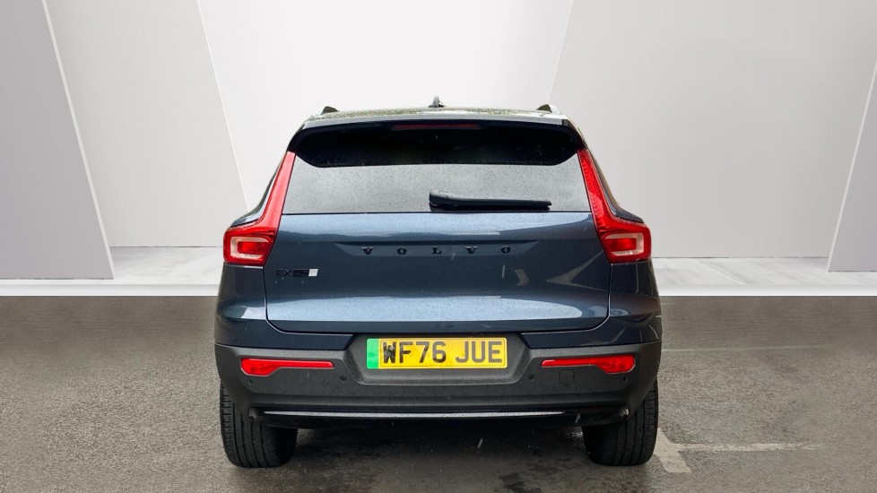 Volvo EX40 185kW Ext Range Ultra Black Edition 82kWh 5dr Auto Electric Estate - Image 7