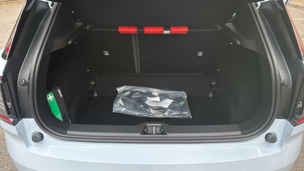Volvo EX30 200kW Single Motor Plus 51kWh 5dr Auto Electric Estate - Image 15