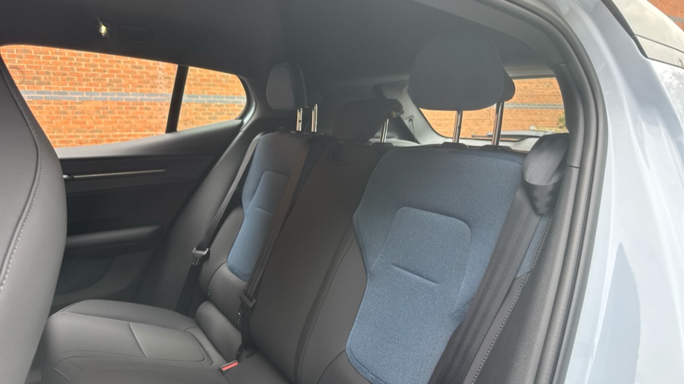 Volvo EX30 200kW Single Motor Plus 51kWh 5dr Auto Electric Estate - Image 21