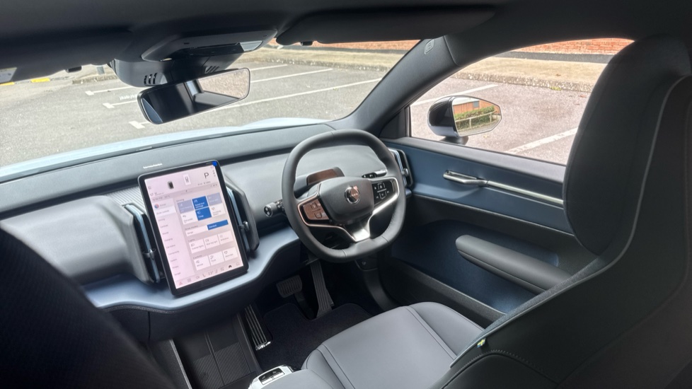 Volvo EX30 200kW Single Motor Plus 51kWh 5dr Auto Electric Estate - Image 23