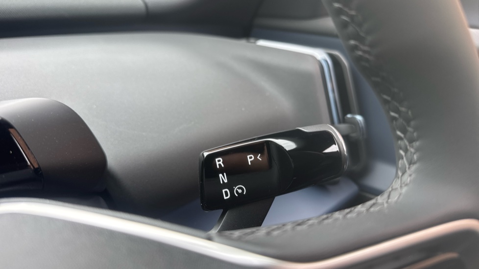 Volvo EX30 200kW Single Motor Plus 51kWh 5dr Auto Electric Estate - Image 32