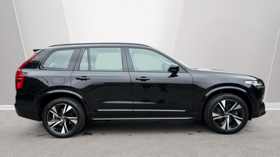 Volvo XC90 2.0 B5D [235] Plus Dark 5dr AWD Geartronic Diesel Estate - Image 3
