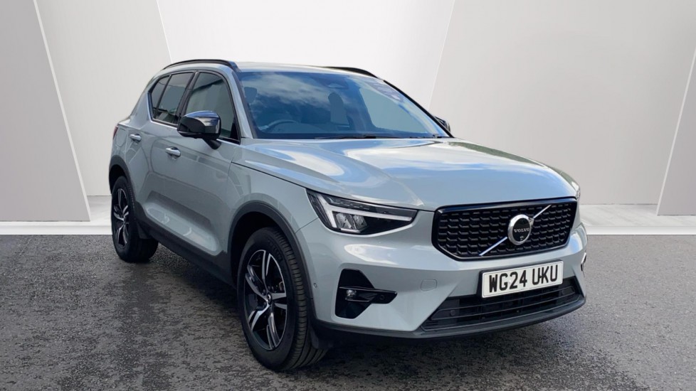Volvo XC40 2.0 B3P Plus Dark 5dr Auto Petrol Estate - Image 1
