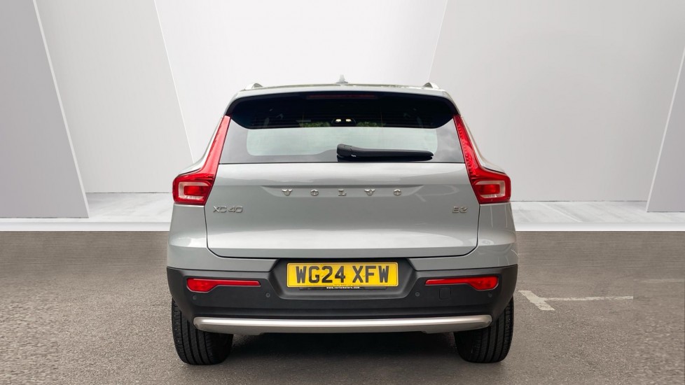 Volvo XC40 2.0 B3P Core 5dr Auto Petrol Estate - Image 7