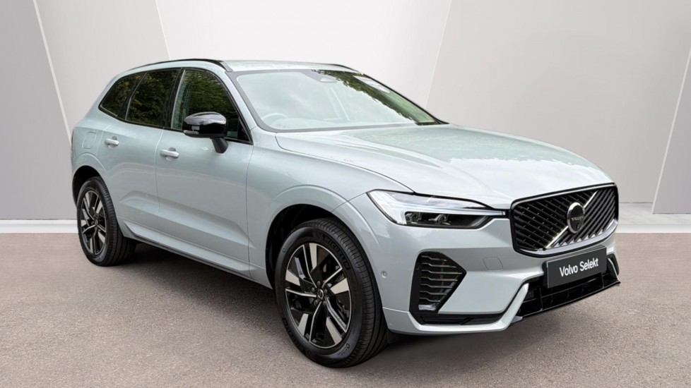 Volvo XC60 2.0 B5P Plus Dark 5dr AWD Geartronic Petrol Estate - Image 1