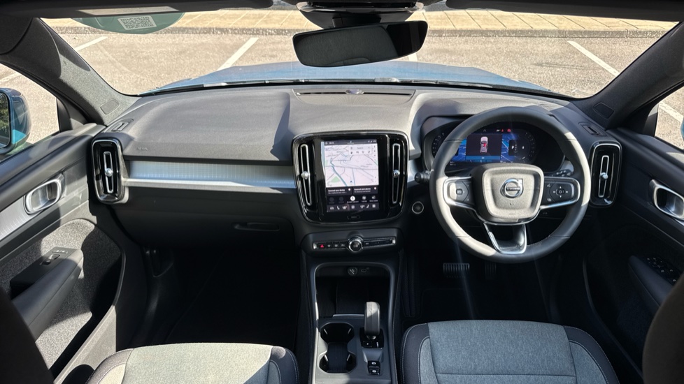 Volvo XC40 2.0 B3P Core 5dr Auto Petrol Estate - Image 5