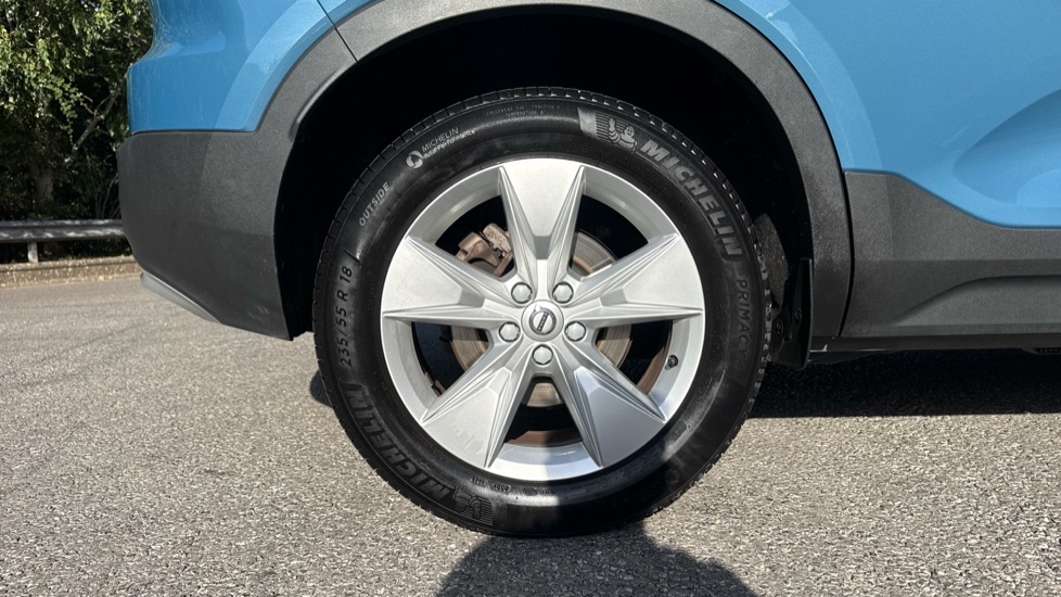 Volvo XC40 2.0 B3P Core 5dr Auto Petrol Estate - Image 9
