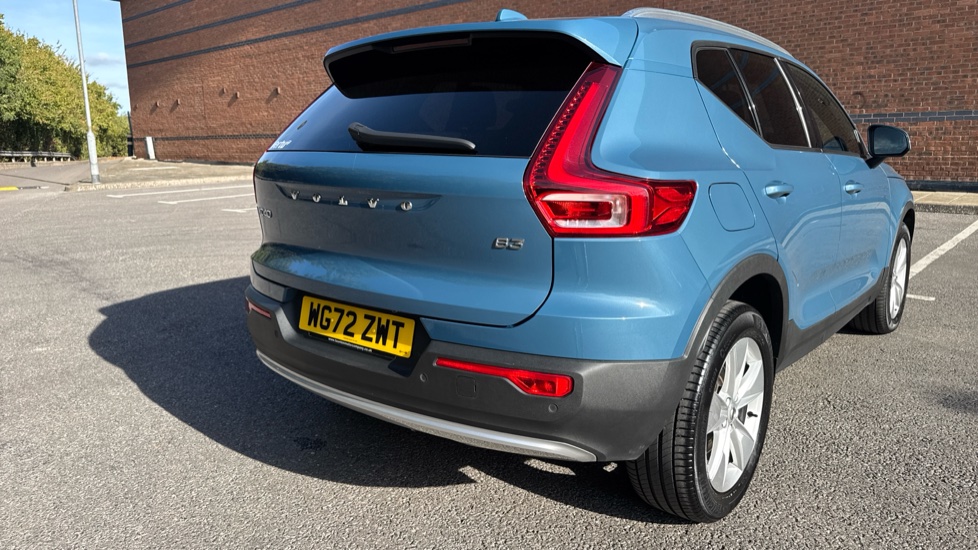 Volvo XC40 2.0 B3P Core 5dr Auto Petrol Estate - Image 16