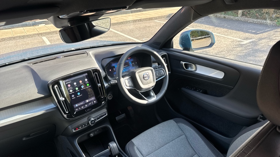 Volvo XC40 2.0 B3P Core 5dr Auto Petrol Estate - Image 22