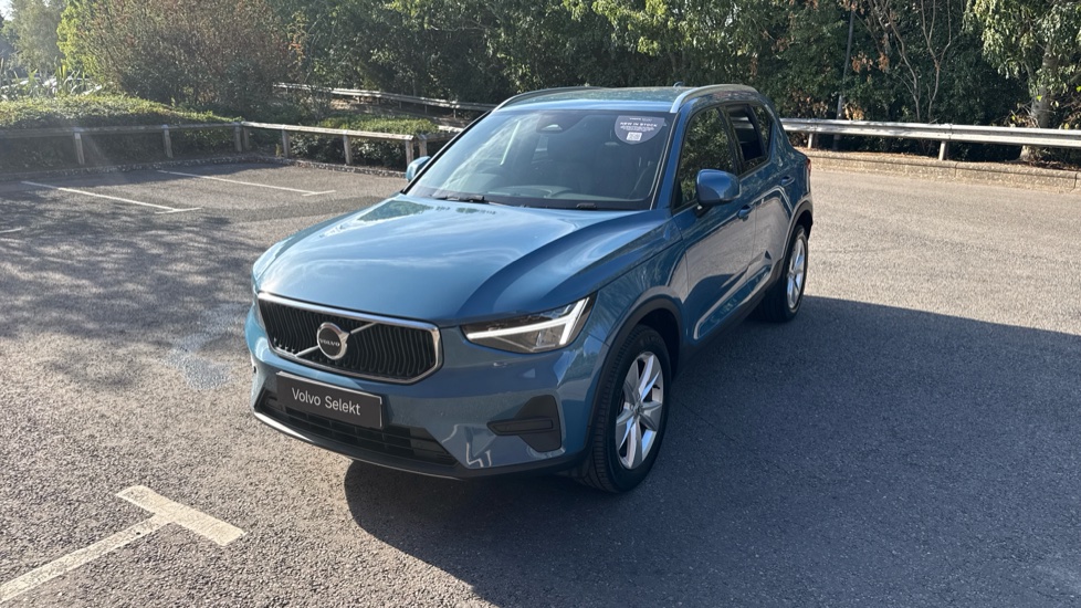 Volvo XC40 2.0 B3P Core 5dr Auto Petrol Estate - Image 24