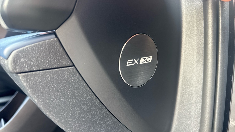 Volvo EX30 200kW SM Ex Range Plus Black Ed 69kWh 5dr Auto Electric Estate - Image 31