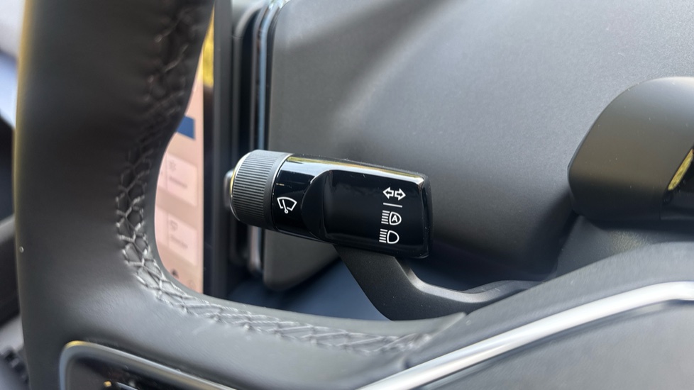 Volvo EX30 200kW SM Ex Range Plus Black Ed 69kWh 5dr Auto Electric Estate - Image 34