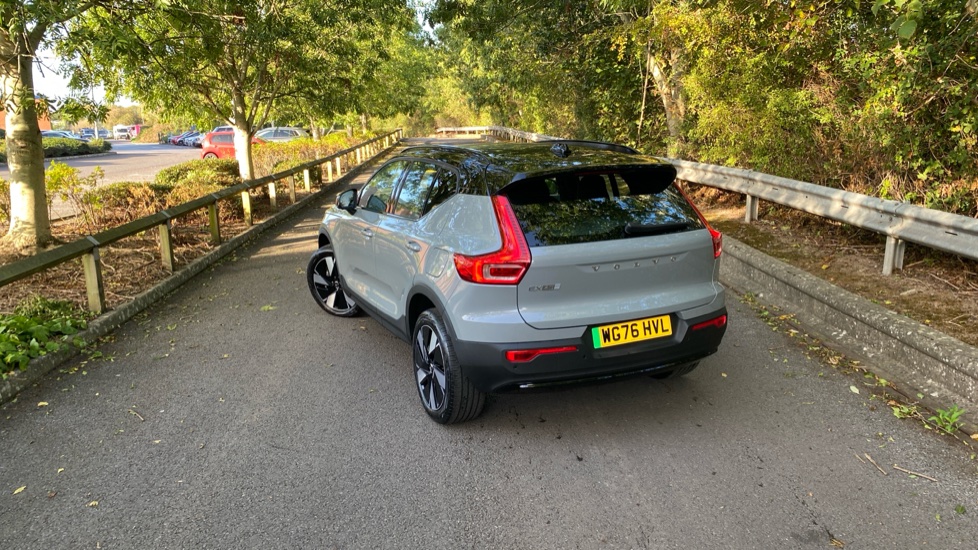 Volvo EX40 185kW Extended Range Plus 78kWh 5dr Auto Electric Estate - Image 55
