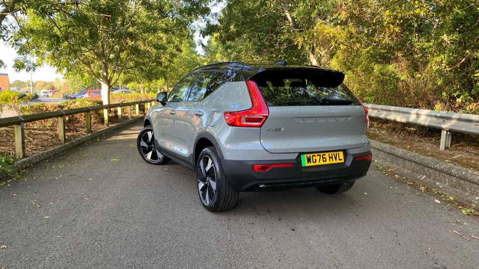 Volvo EX40 185kW Extended Range Plus 78kWh 5dr Auto Electric Estate - Image 56