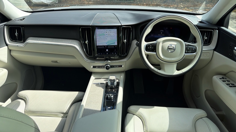 Volvo XC60 2.0 T6 Recharge PHEV Inscription 5dr AWD Auto Estate - Image 5
