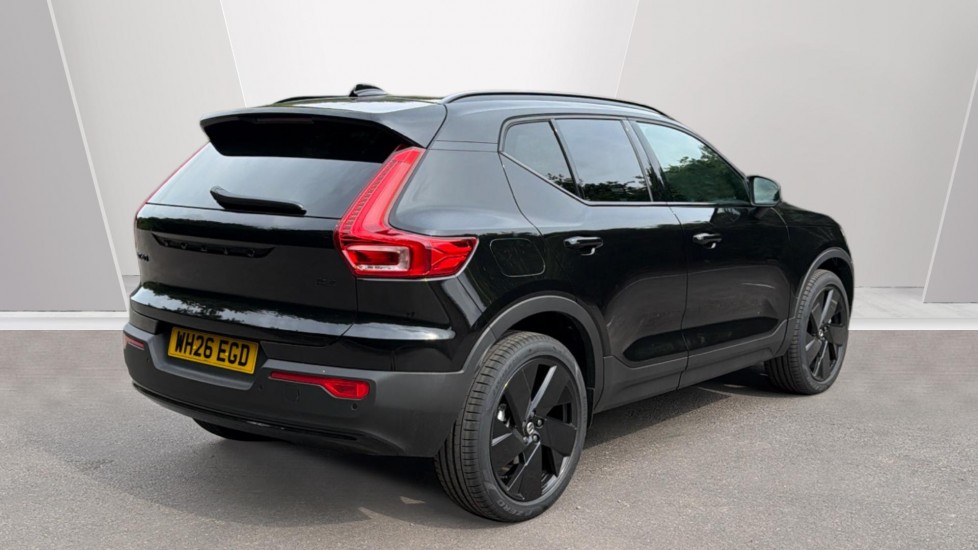 Volvo XC40 2.0 B4P Plus Black Edition 5dr Auto Petrol Estate - Image 2